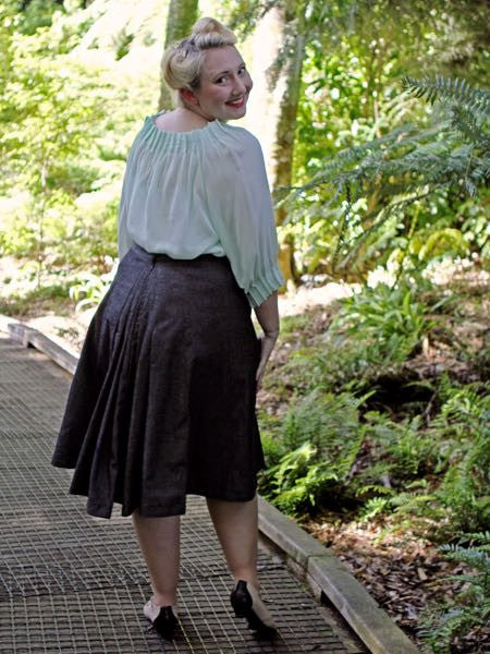 Fantail Skirt: Historical + Modern