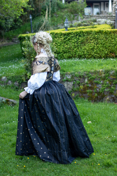 Anne Skirt & Trained Overskirt ca. 1665